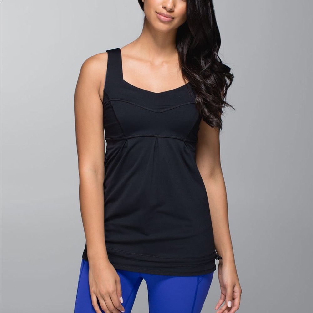Lululemon • Tame Me Tank